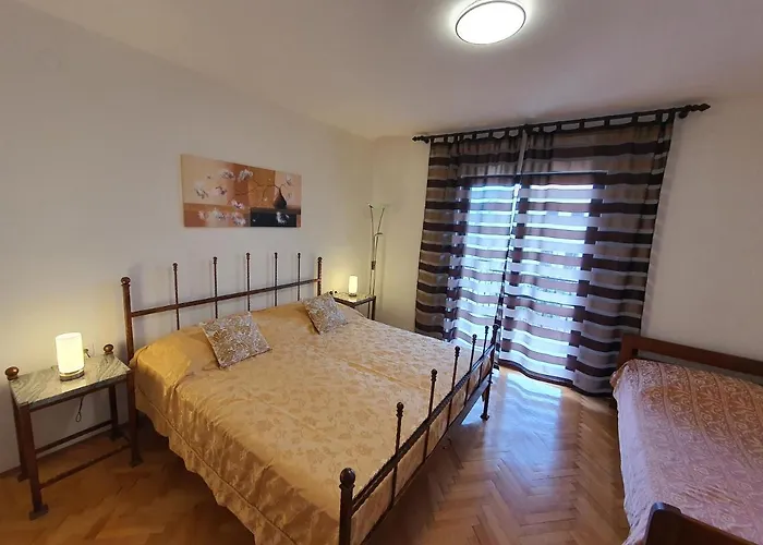 Apartments Luciana & Helena