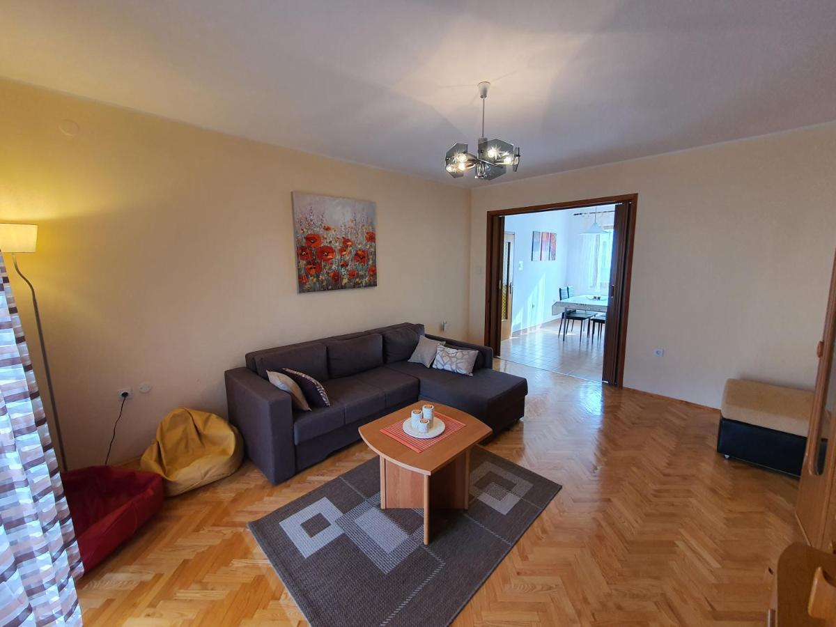 Apartment Luciana & Helena Pula